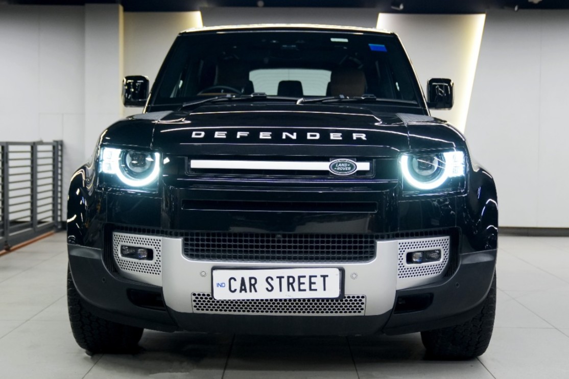 Land Rover Defender 2.0 110 SE